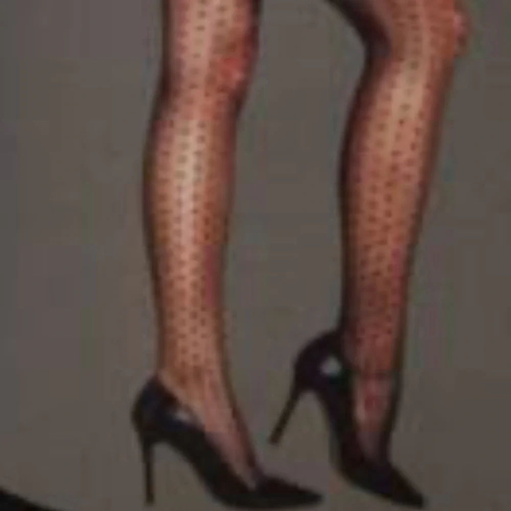 NIB Secret Treasures Black Scalloped Diamond Fashion Tights - Size 4